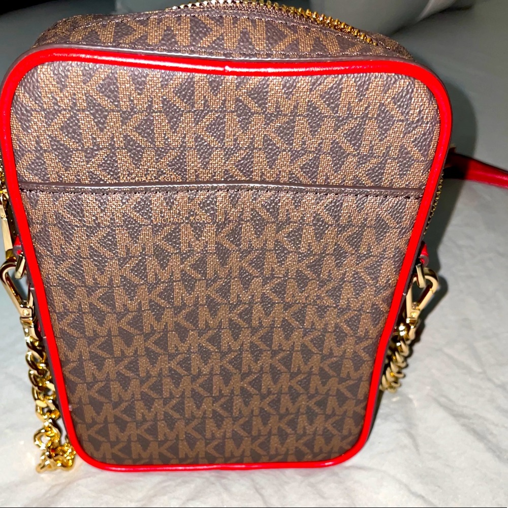 New without tags Michael Kors shoulder bag